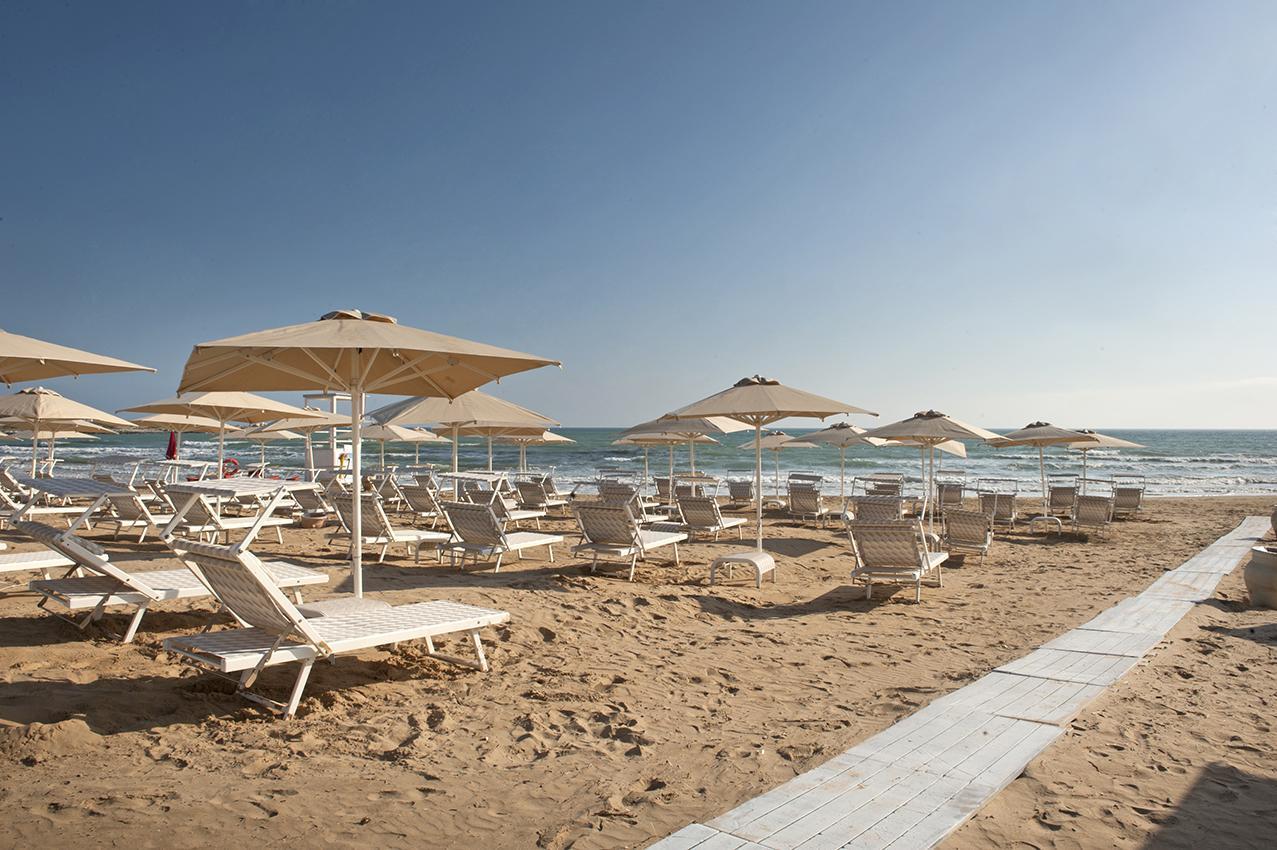 Modica Beach Resort มารีนาดิมอดิกา ภายนอก รูปภาพ